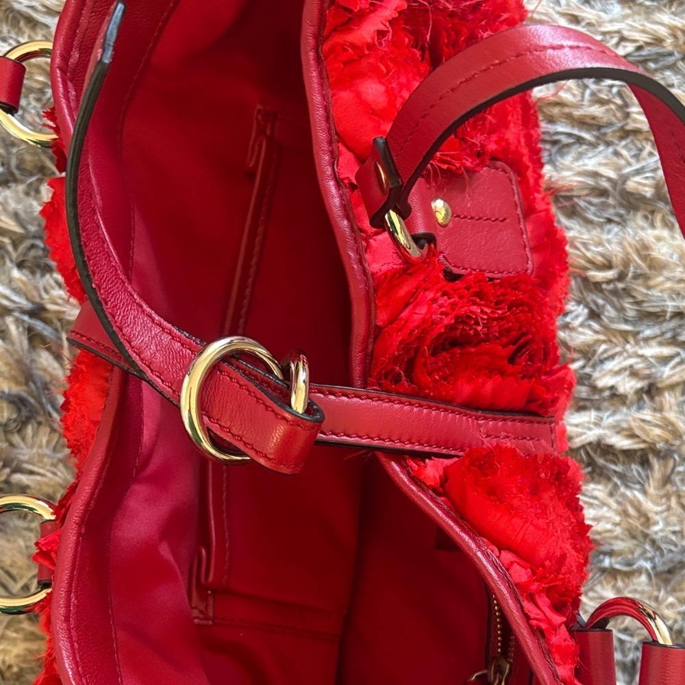 Valentino Red Floral Textured Tote, Gold Hardware - Picture 7 of 14